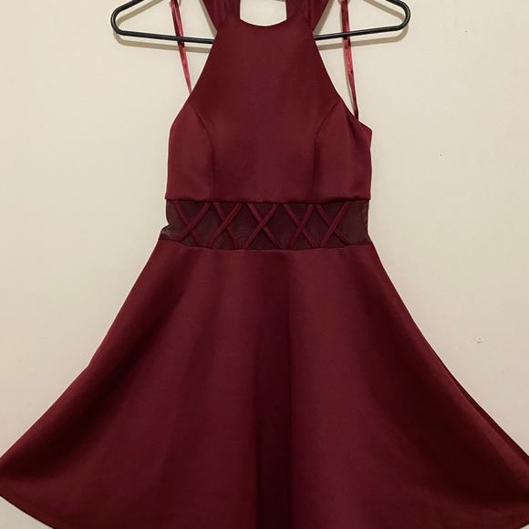 Dress - Picture 2 of 2